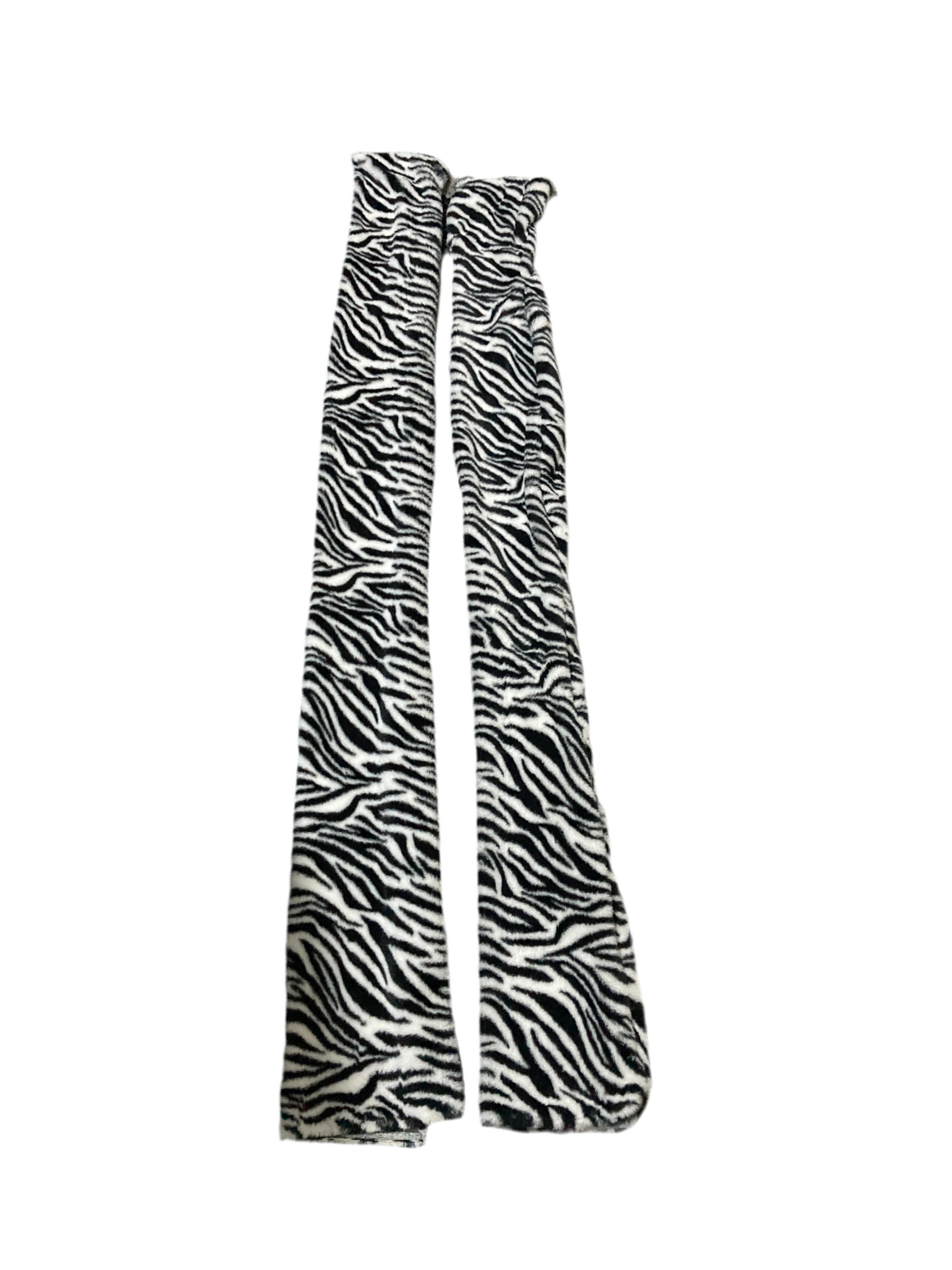 Snow Tiger Scarf Geonyx