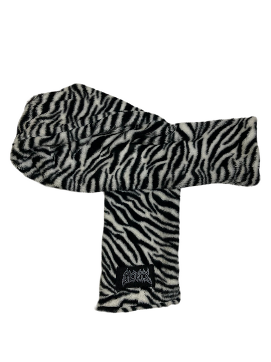 Snow Tiger Scarf Geonyx